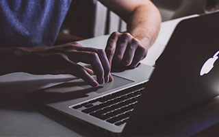 开云下载-WTT新加坡大满贯：陈俊菘2-3张本智和无缘晋级